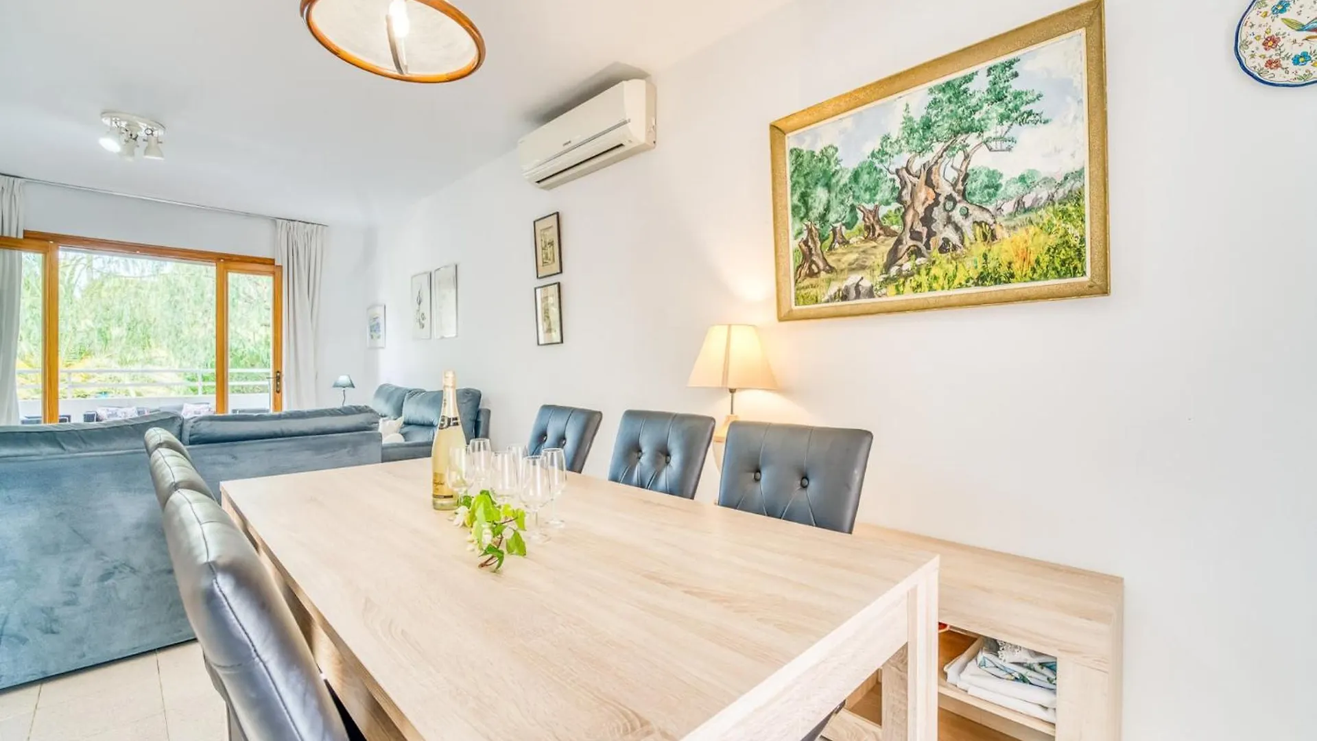 Holiday Home In Playa De Muro プラヤ・デ・ムロ